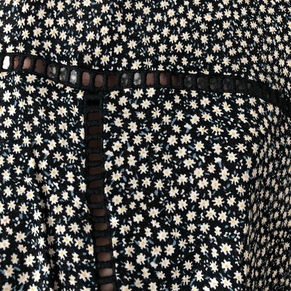 H&M Ditsy Floral Tank Top (XL) - Picture 4 of 5